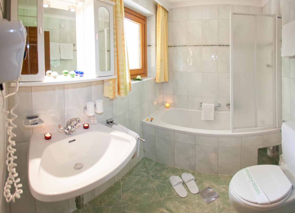 Zeitlos Apartments Герлос Екстериор снимка