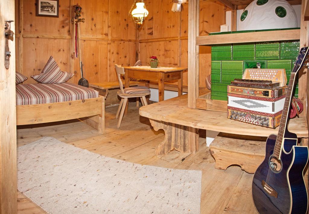Zeitlos Apartments Герлос Екстериор снимка